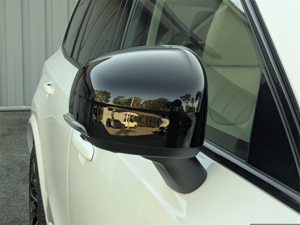 New 2026 Volvo XC90 B6 Ultra w/ Protection Package Premier image 11