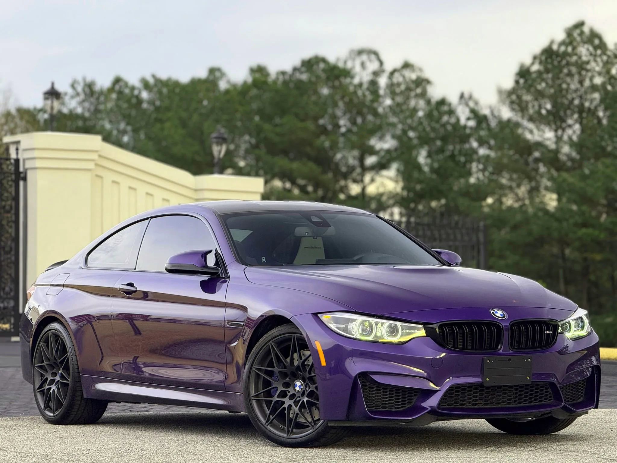 Used 2020 BMW M4 Coupe w/ Competition Package image 5