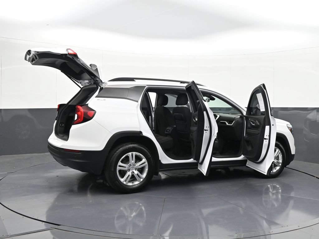 Certified 2024 GMC Terrain SLE w/ Driver Convenience Package FWD image 38