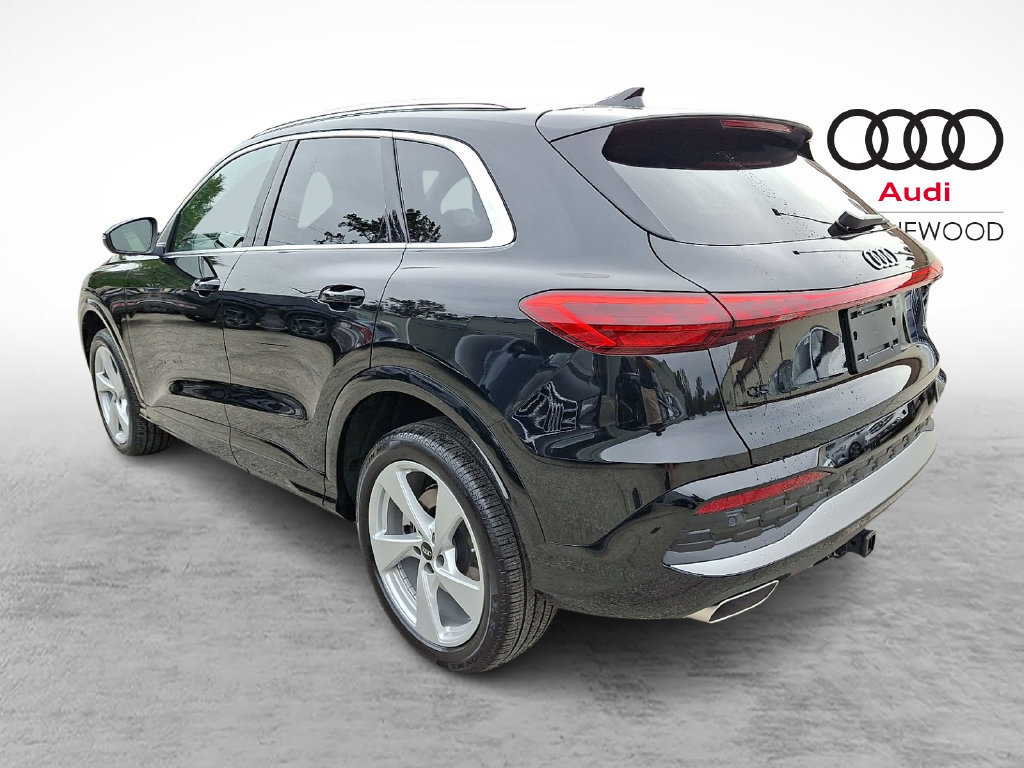 Used 2025 Audi Q5 Premium Plus w/ Premium Plus AWD/4WD image 4