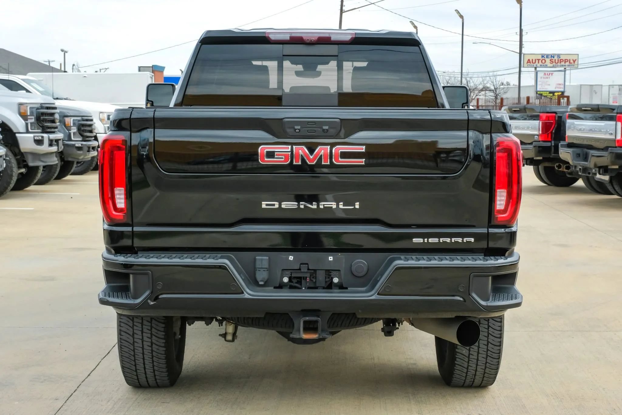 Used 2020 GMC Sierra 2500 Denali w/ Denali Ultimate Package AWD/4WD image 10