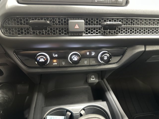 Used 2025 Honda HR-V LX image 21