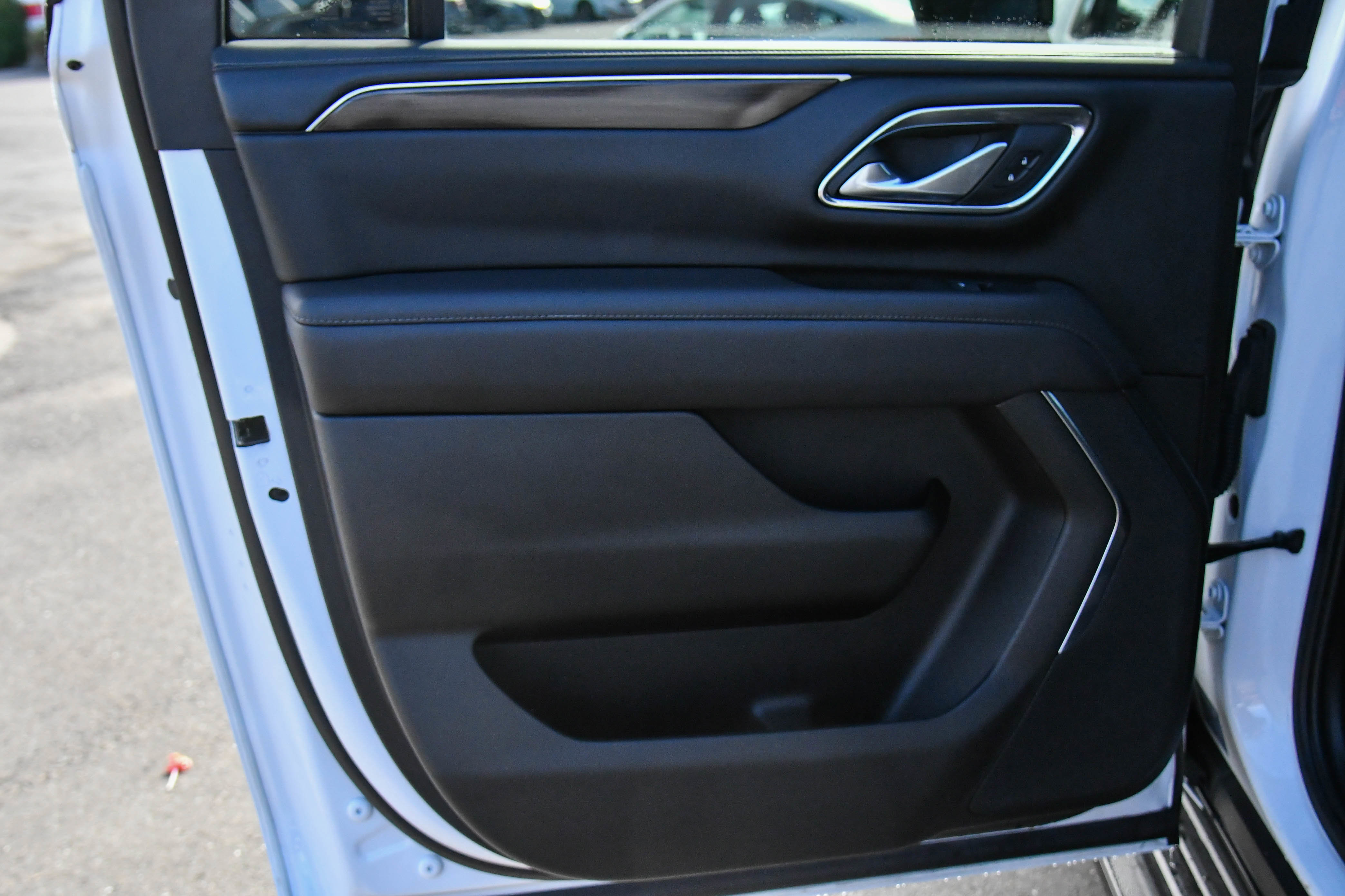Used 2023 GMC Yukon XL SLE RWD image 39