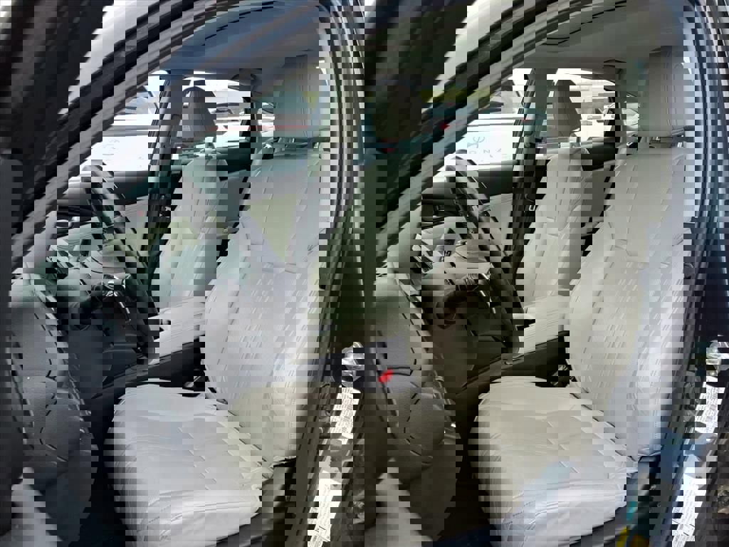 Used 2019 Honda Insight Touring image 3