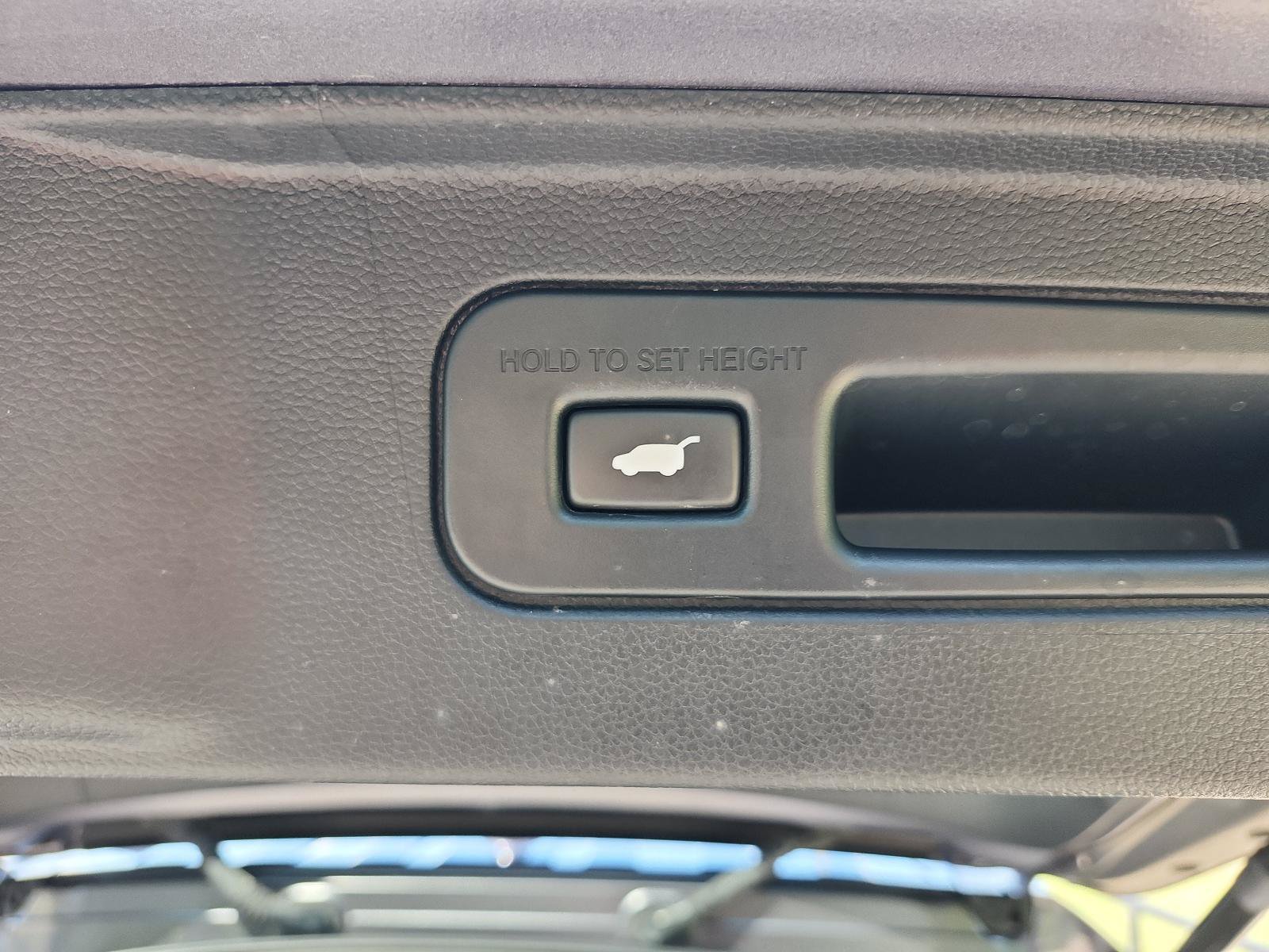Used 2024 Honda Pilot Elite image 12