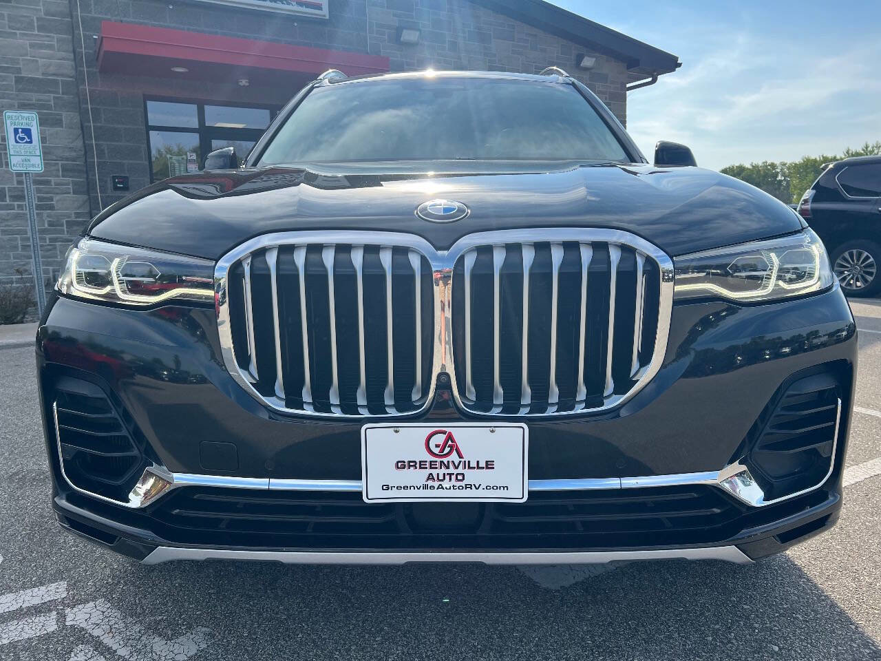 Used 2019 BMW X7 xDrive40i w/ Premium Package image 2