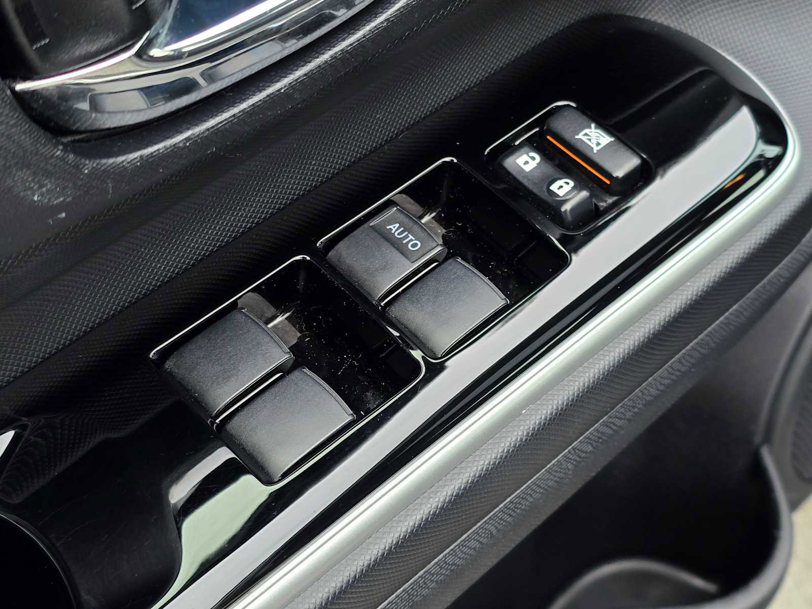 Used 2015 Toyota Prius C Four FWD image 13