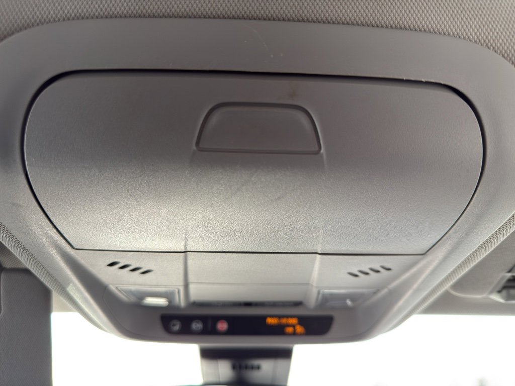 Used 2020 Chevrolet Equinox LT image 22