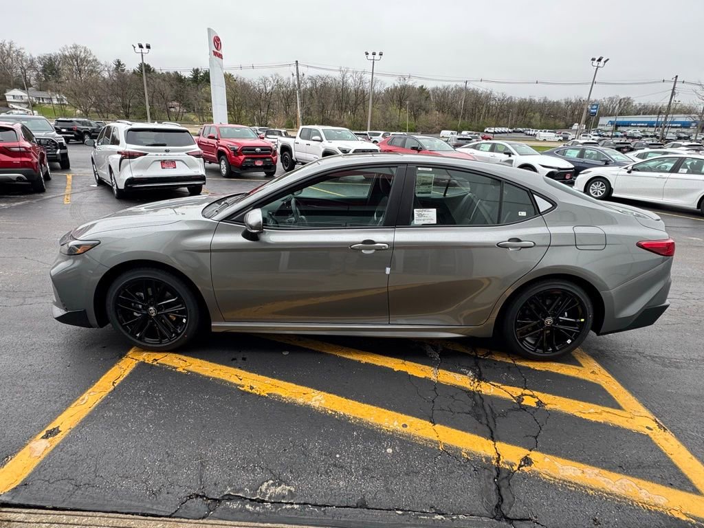 New 2026 Toyota Camry SE image 8