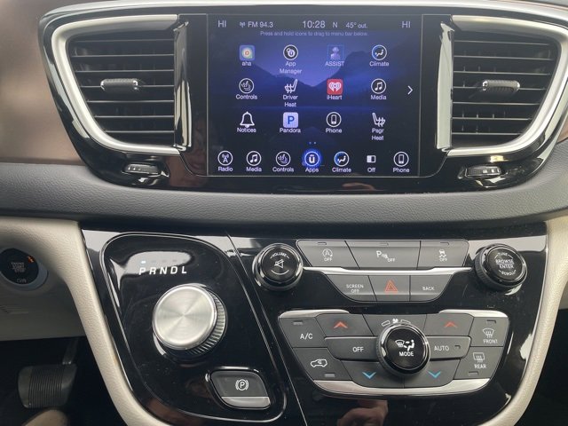 Used 2017 Chrysler Pacifica Touring-L image 23