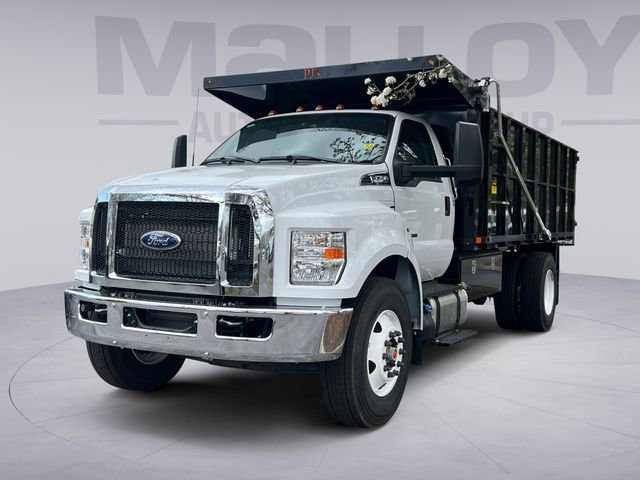 New 2027 Ford F750 2WD Regular Cab Super Duty image 1