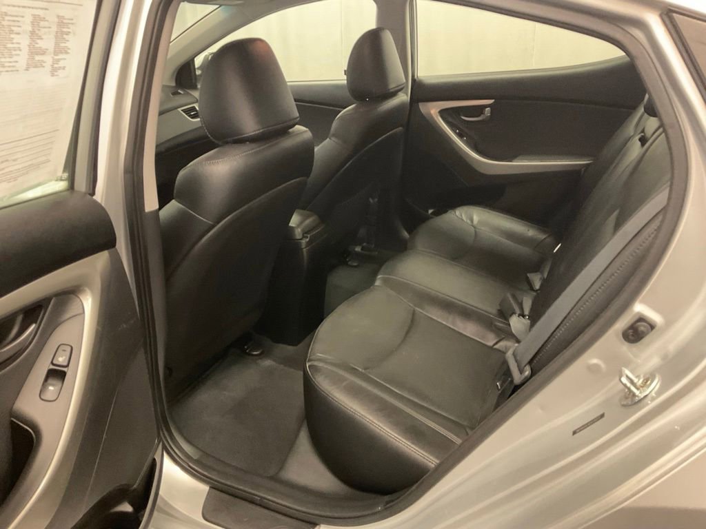 Used 2012 Hyundai Elantra Limited FWD image 30