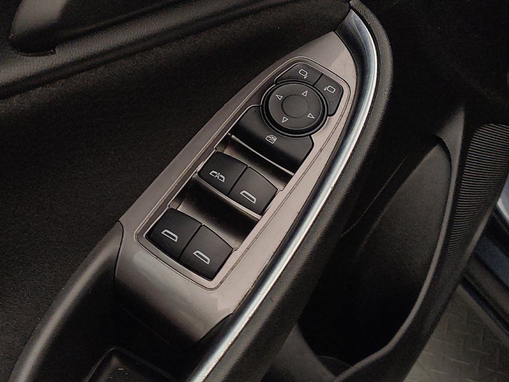 Used 2021 Chevrolet Malibu LT FWD image 27