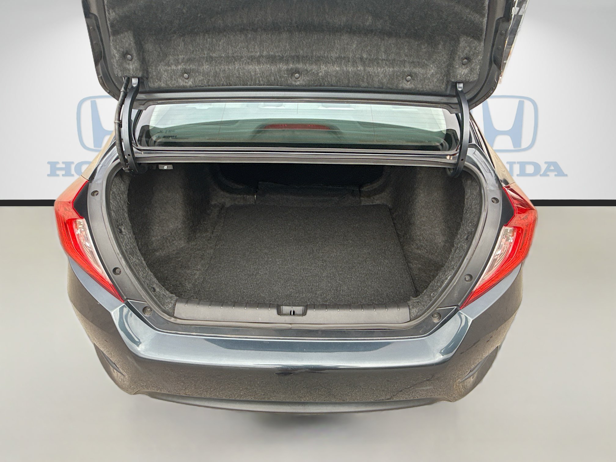 Certified 2018 Honda Civic LX image 23