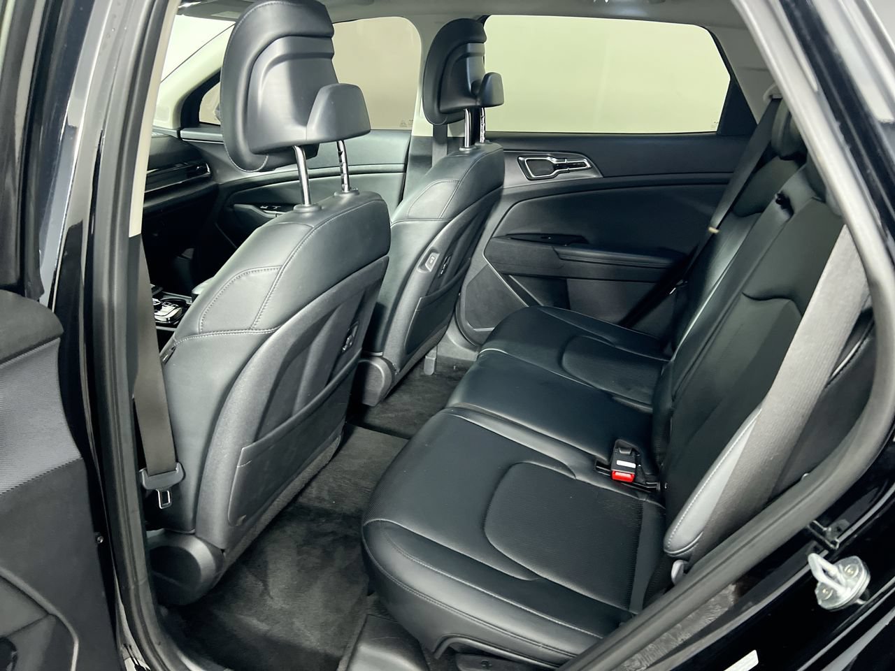 Certified 2024 Kia Sportage SX FWD image 28
