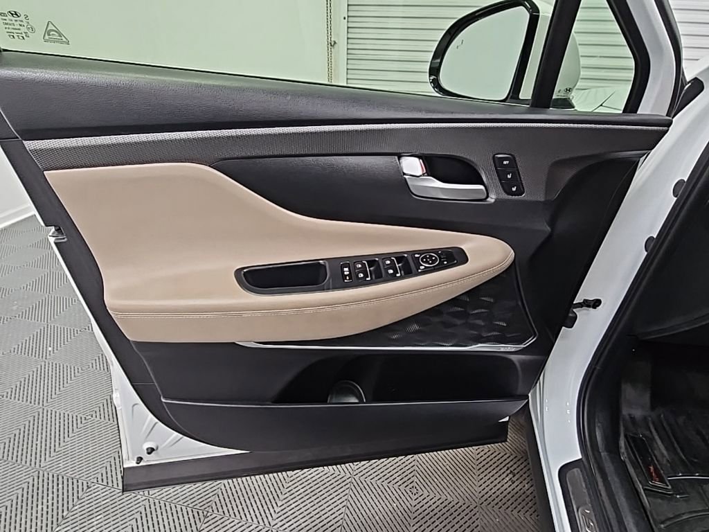 Used 2020 Hyundai Santa Fe Limited image 31