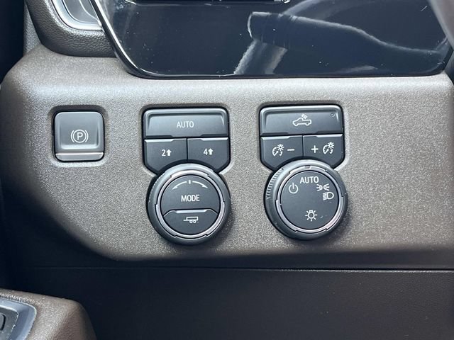 Certified 2024 Chevrolet Silverado 1500 LT AWD/4WD image 33