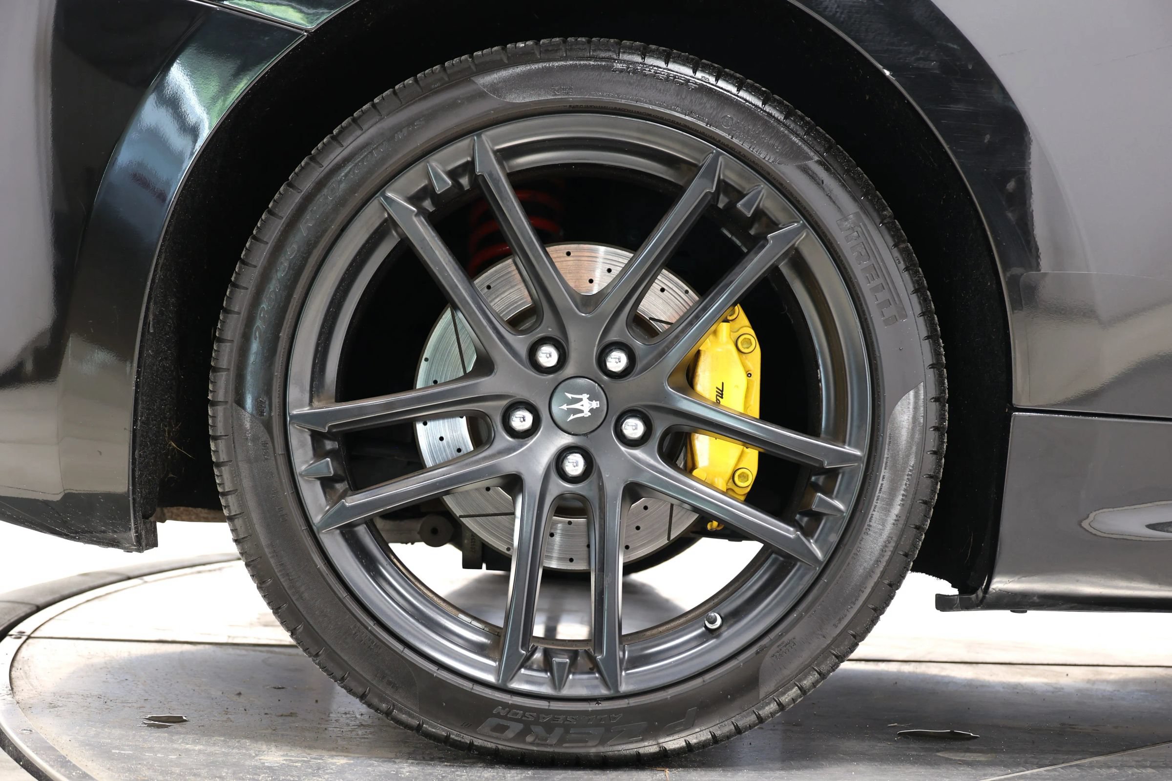 Used 2016 Maserati GranTurismo Sport RWD image 91