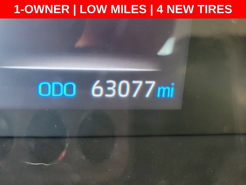Used 2021 Toyota Highlander L FWD image 4
