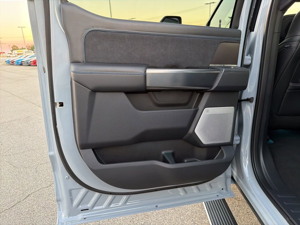 New 2026 Ford F250 Platinum image 17