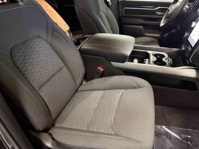Used 2025 RAM 1500 Big Horn AWD/4WD image 15