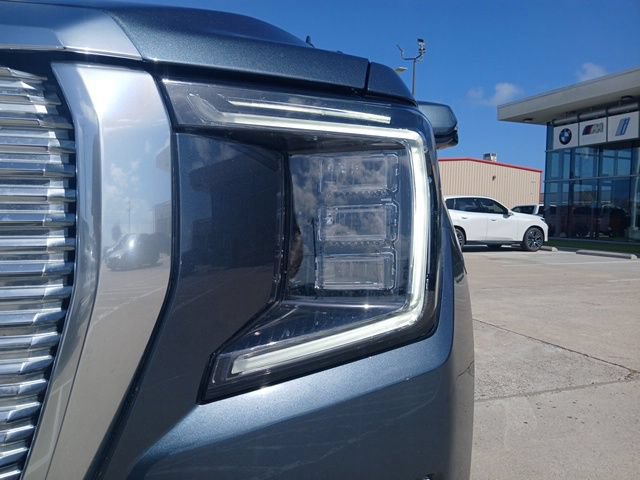 Used 2021 GMC Yukon Denali w/ Denali Ultimate Package AWD/4WD image 4