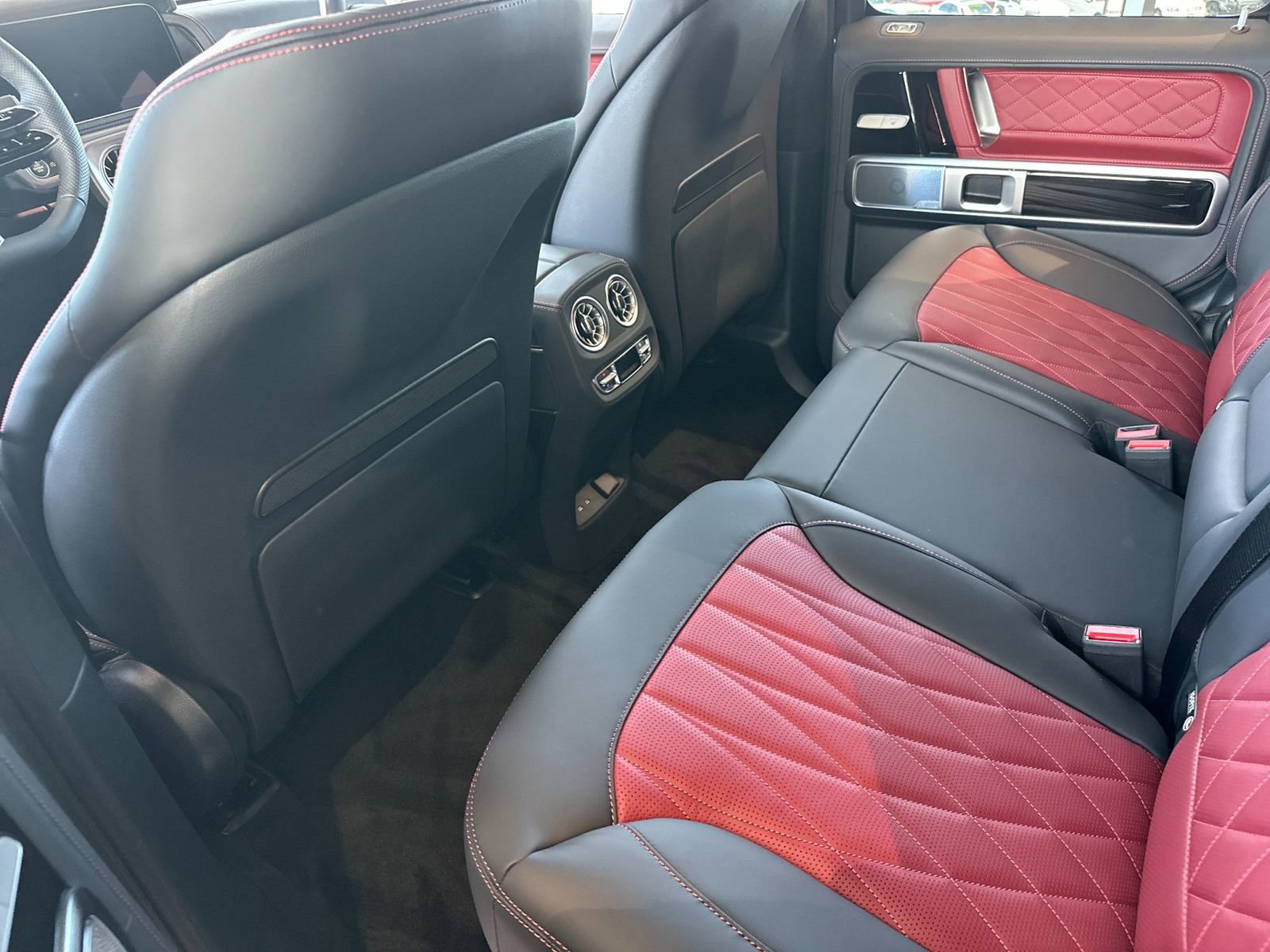 New 2026 Mercedes-Benz G 550 image 12