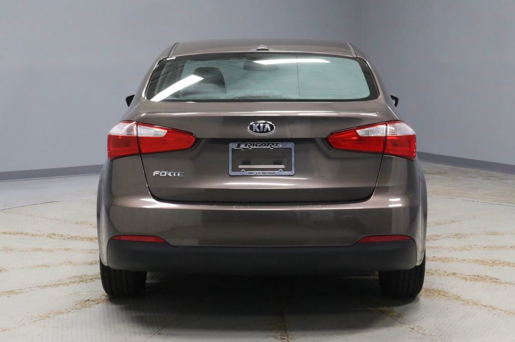 Used 2014 Kia Forte LX w/ Popular Package image 9
