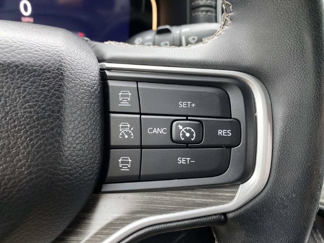 Used 2024 Jeep Wagoneer Series II AWD/4WD image 14