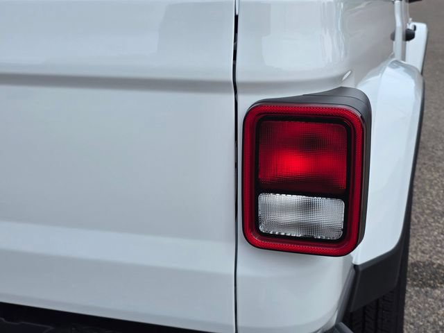 New 2026 Jeep Gladiator Sport AWD/4WD image 10