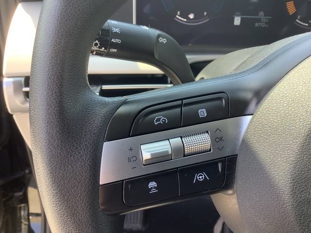Certified 2025 Hyundai Tucson SE FWD image 30