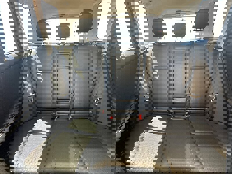 Used 2011 Mercedes-Benz GLK 350 4MATIC image 22