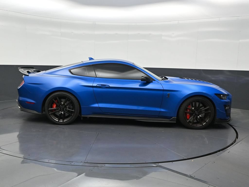 Used 2021 Ford Mustang Shelby GT500 w/ Technology Package RWD image 7