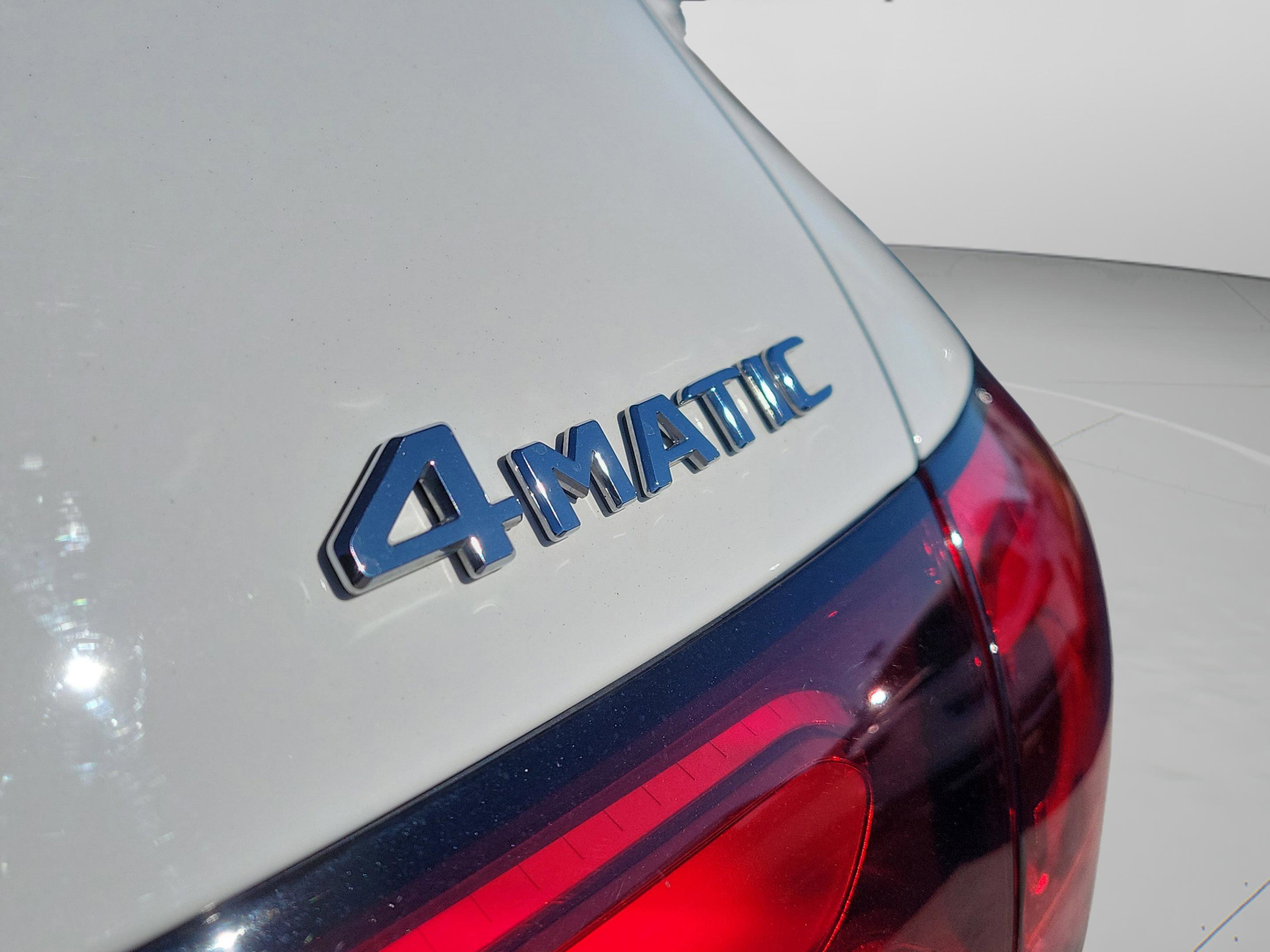 Certified 2023 Mercedes-Benz GLC 300 4MATIC image 33