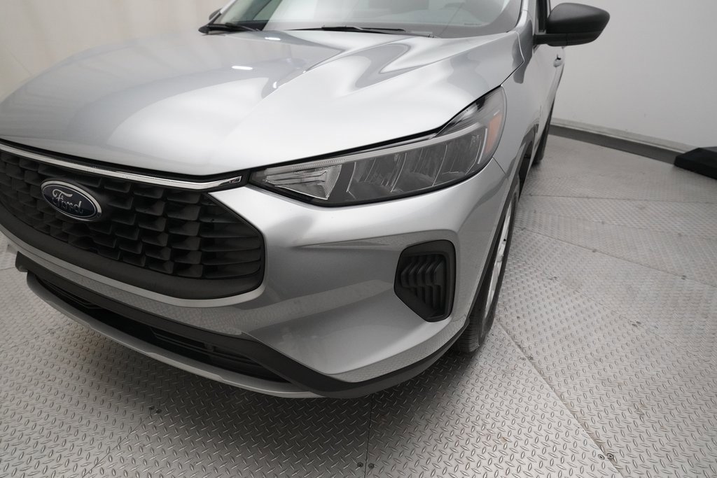 Used 2023 Ford Escape Active image 23