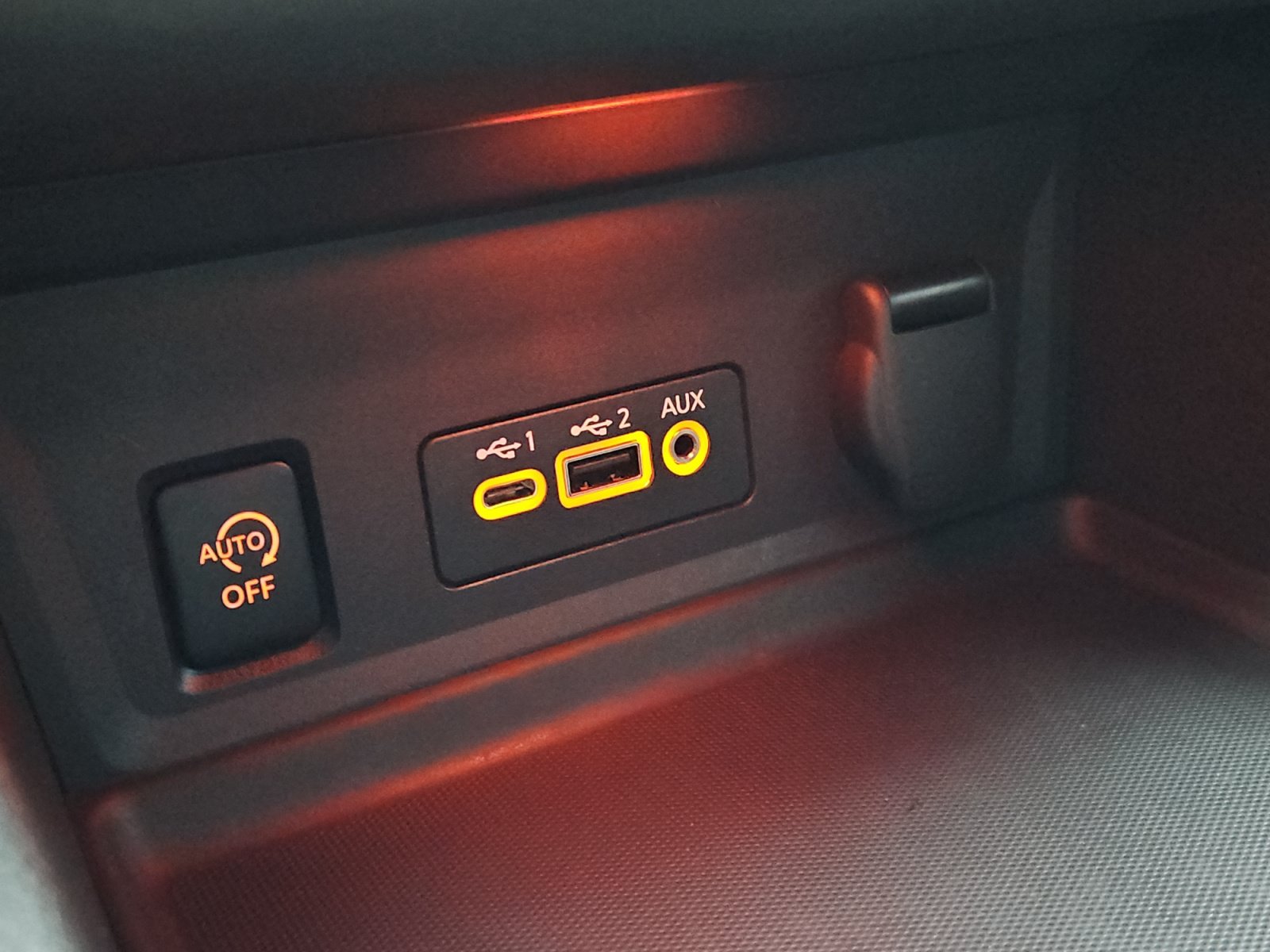 Used 2024 Nissan Sentra SR FWD image 21