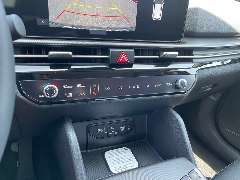 New 2026 Kia Sportage SX FWD image 18
