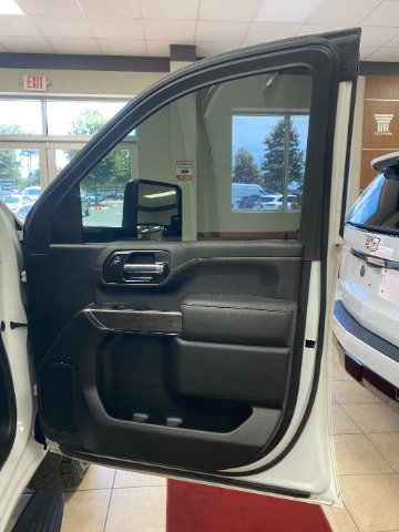 Used 2022 Chevrolet Silverado 2500 LTZ w/ Safety Package AWD/4WD image 14