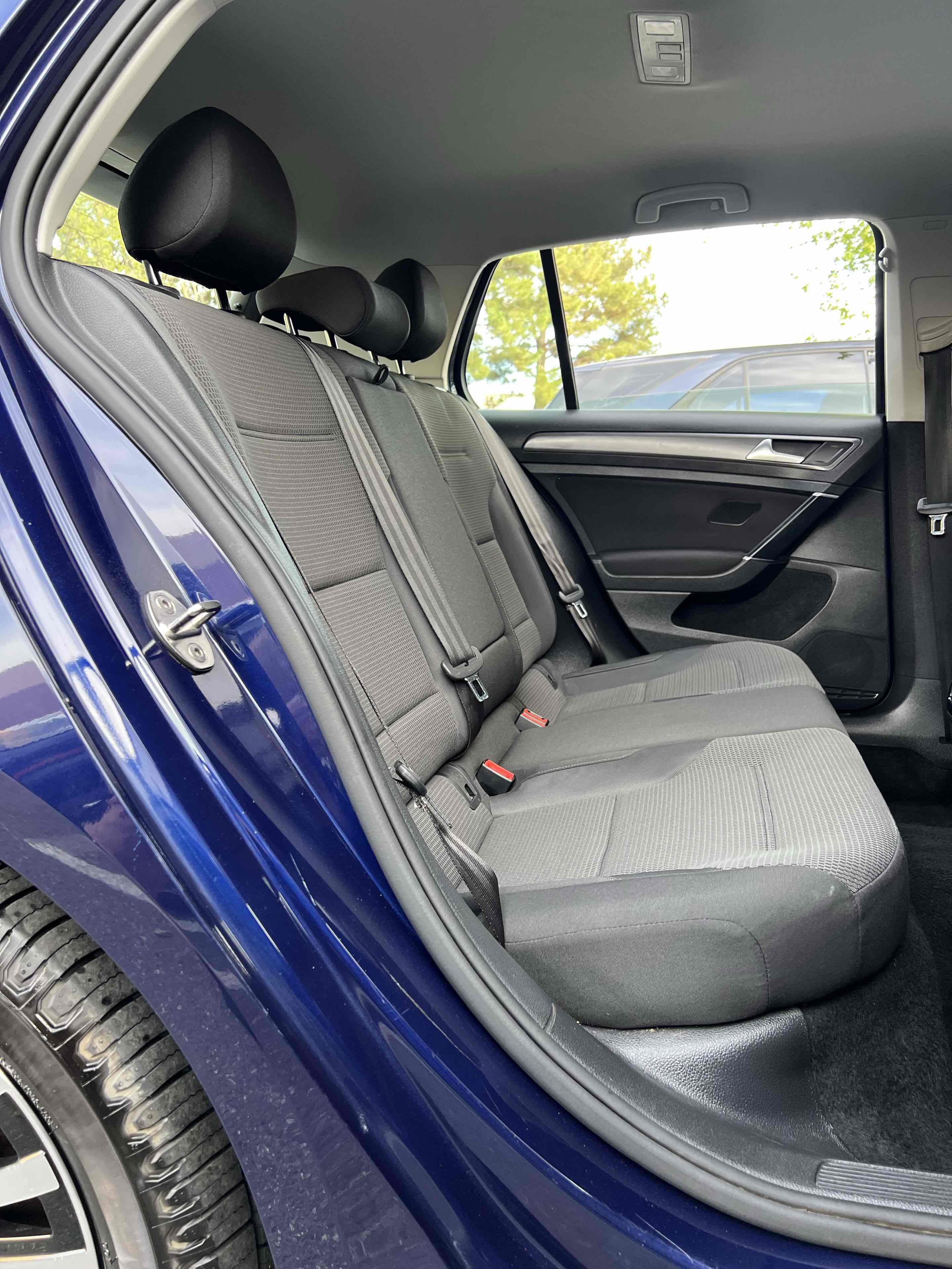 Used 2019 Volkswagen e-Golf SE w/ Driver Assistance Package image 31