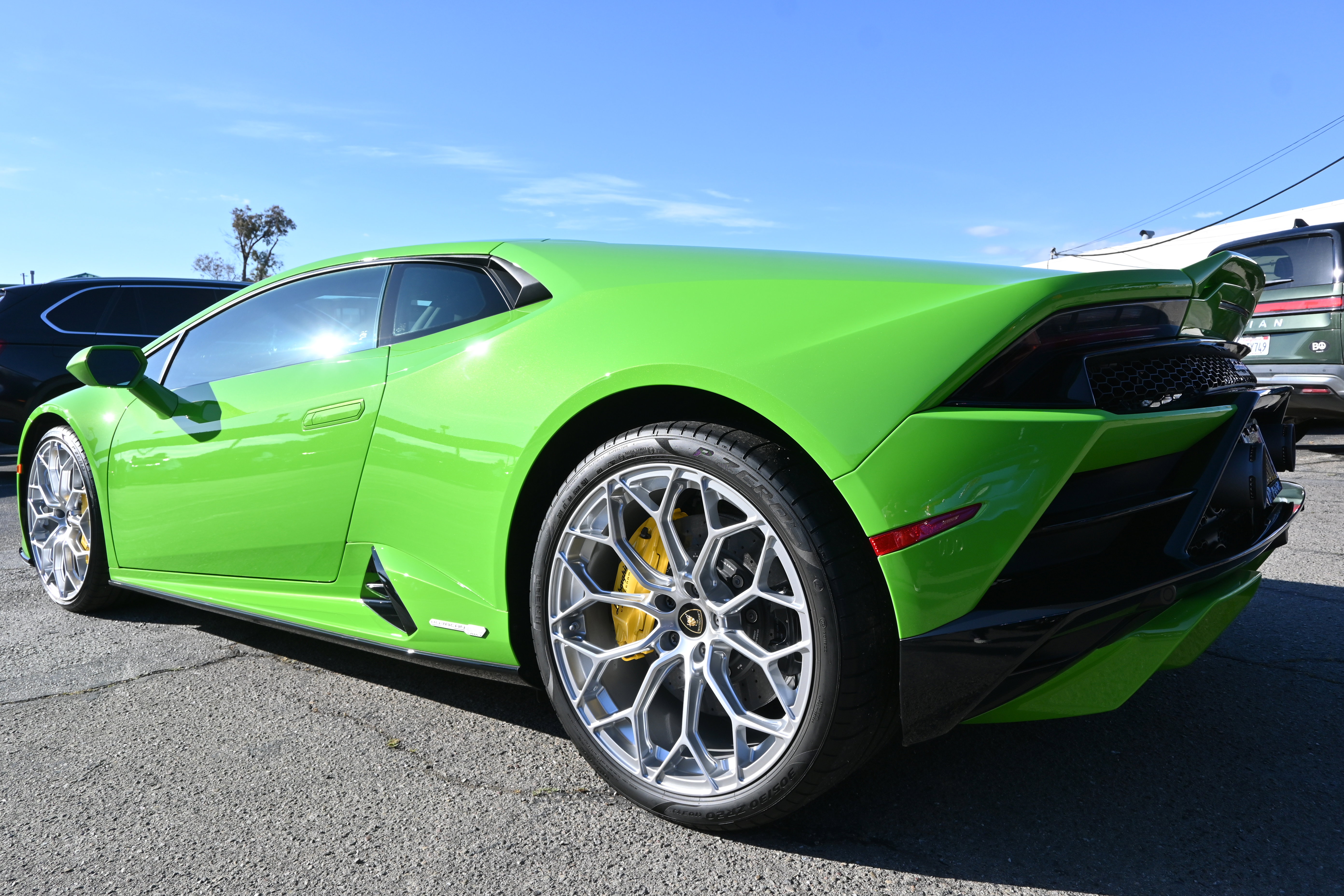 Used 2021 Lamborghini Huracan EVO RWD image 8