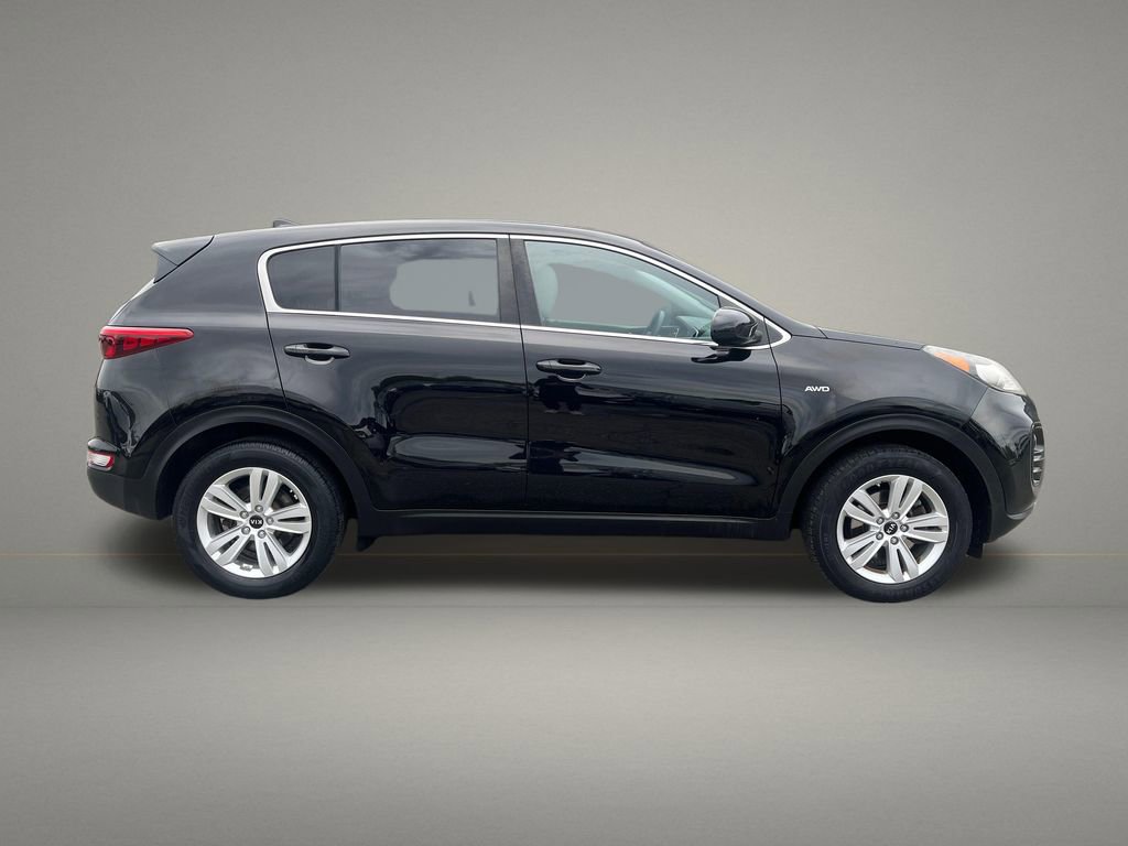 Used 2017 Kia Sportage LX AWD/4WD image 6