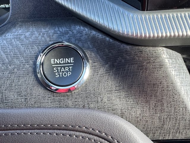 New 2026 Ford Explorer Platinum image 13