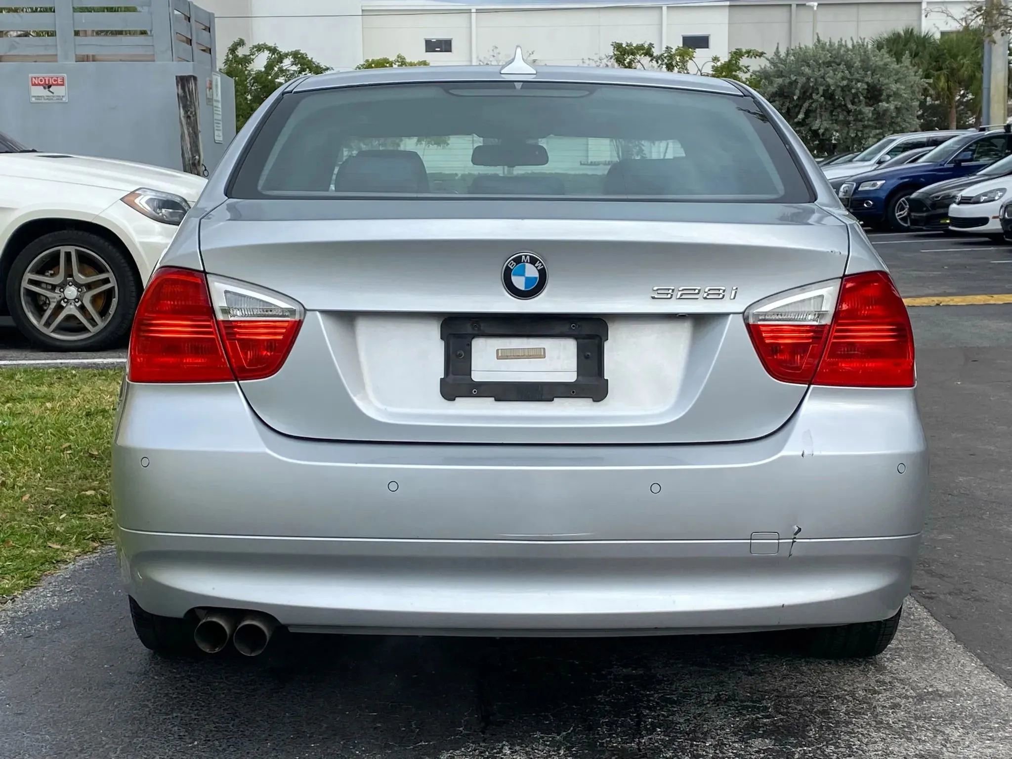 Used 2007 BMW 328i Sedan image 10