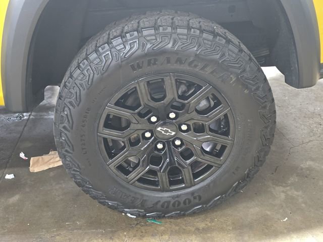 Used 2023 Chevrolet Colorado Trail Boss w/ Technology Package image 36
