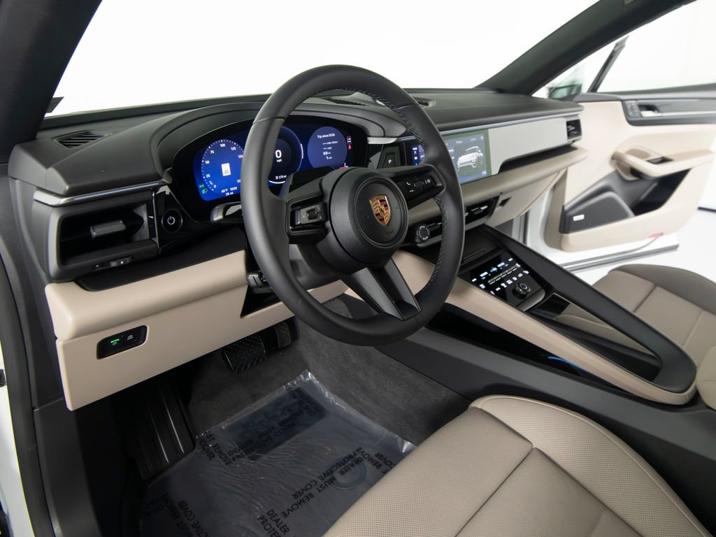 New 2026 Porsche Macan 4 Electric AWD/4WD image 15