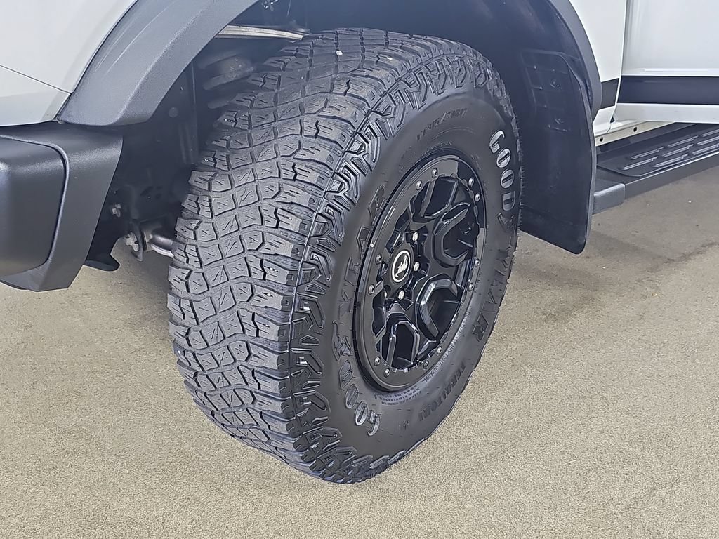 Used 2023 Ford Bronco Wildtrak AWD/4WD image 37