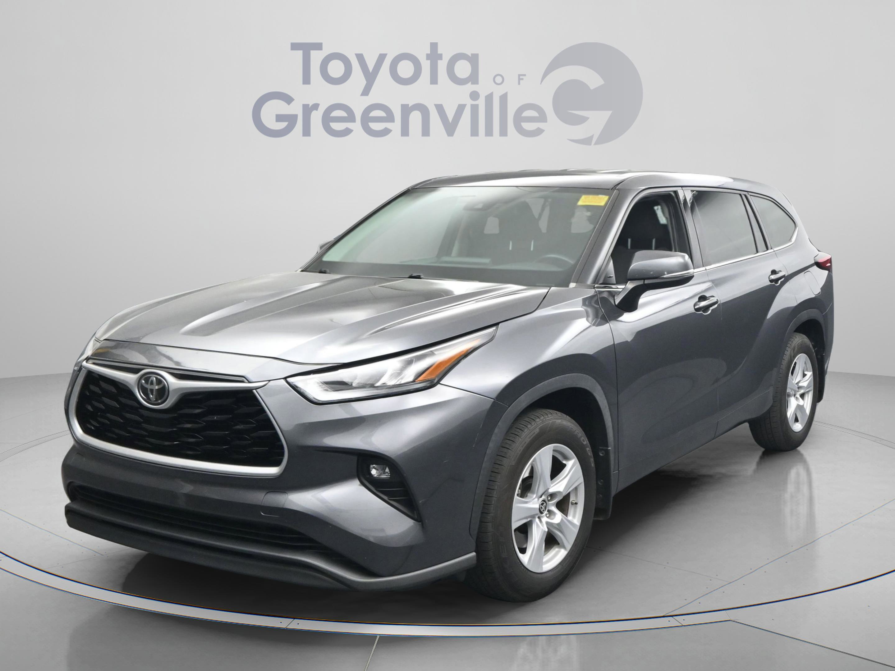 Used 2020 Toyota Highlander LE image 25