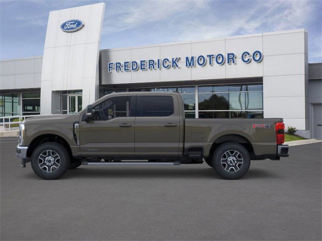 New 2026 Ford F250 Lariat w/ FX4 Off-Road Package image 3