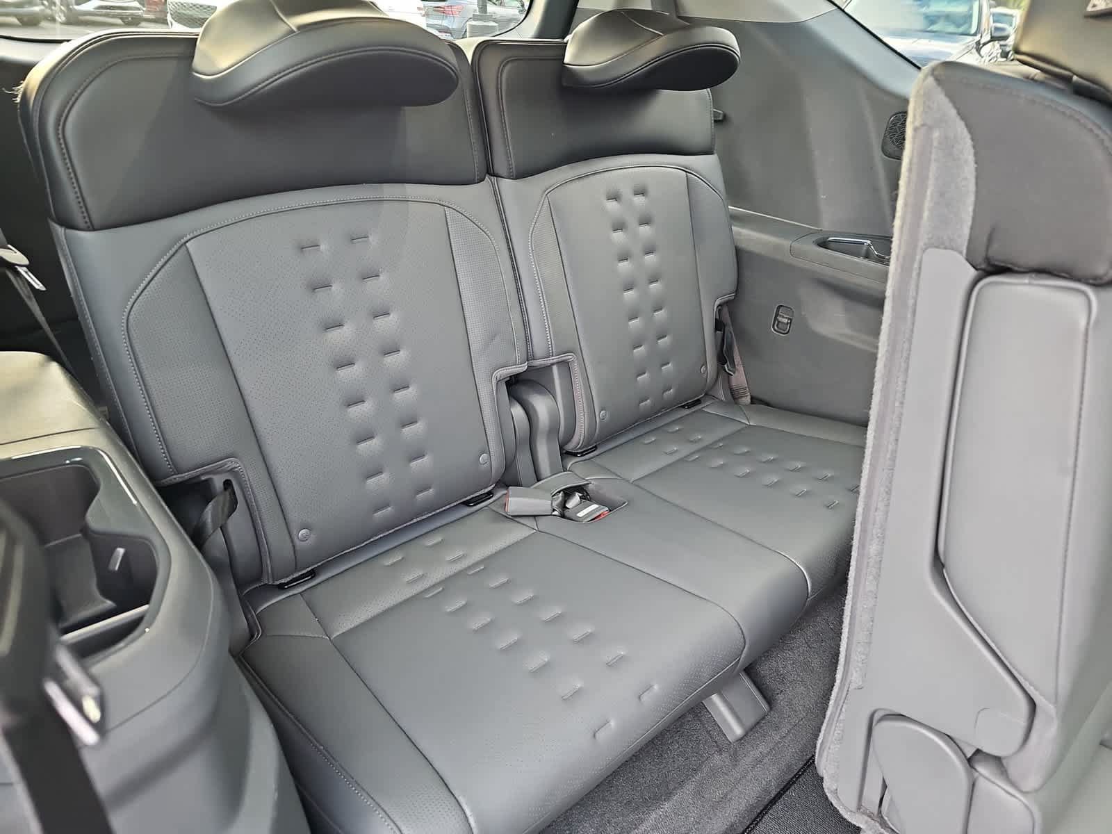Used 2024 Kia EV9 Wind AWD/4WD image 30