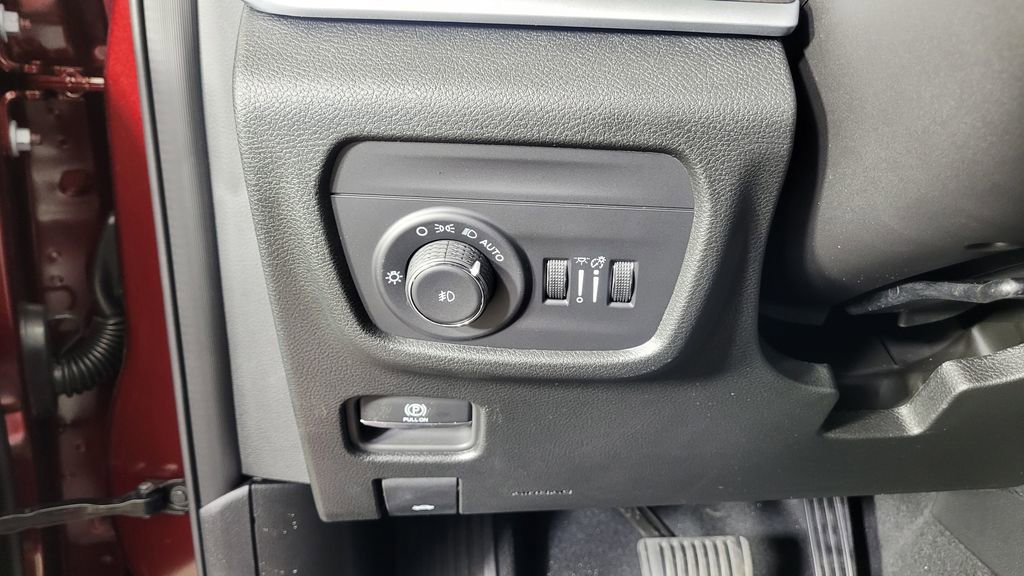 New 2025 Jeep Grand Cherokee Limited image 19